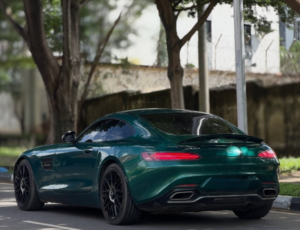 NIGERIAN USED MERCEDEZ BENZ GTS 2016 IN ABUJA