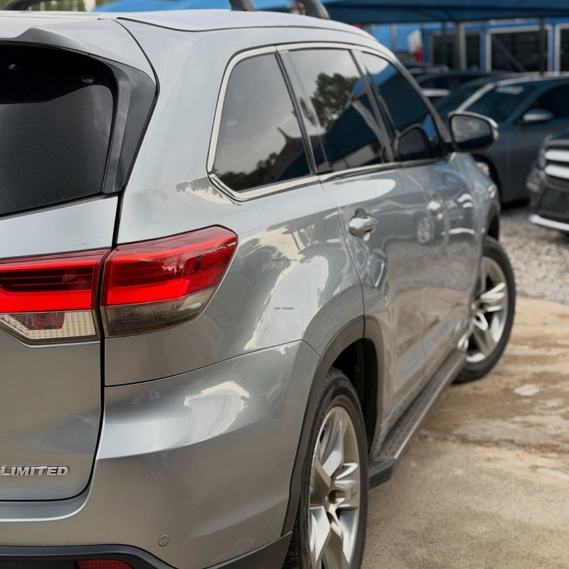 NIGERIA USED 2017 Highlander - Abuja image