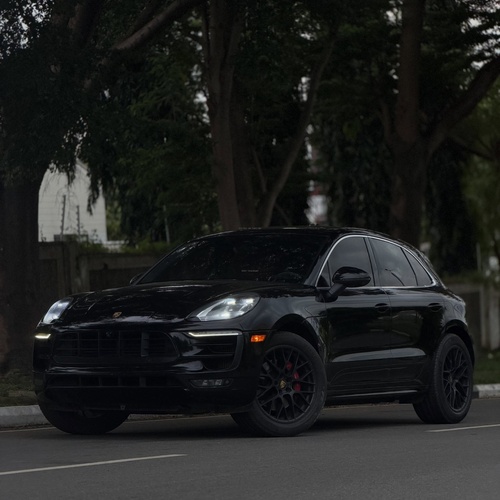 PORSCHE MACAN GTS 20...