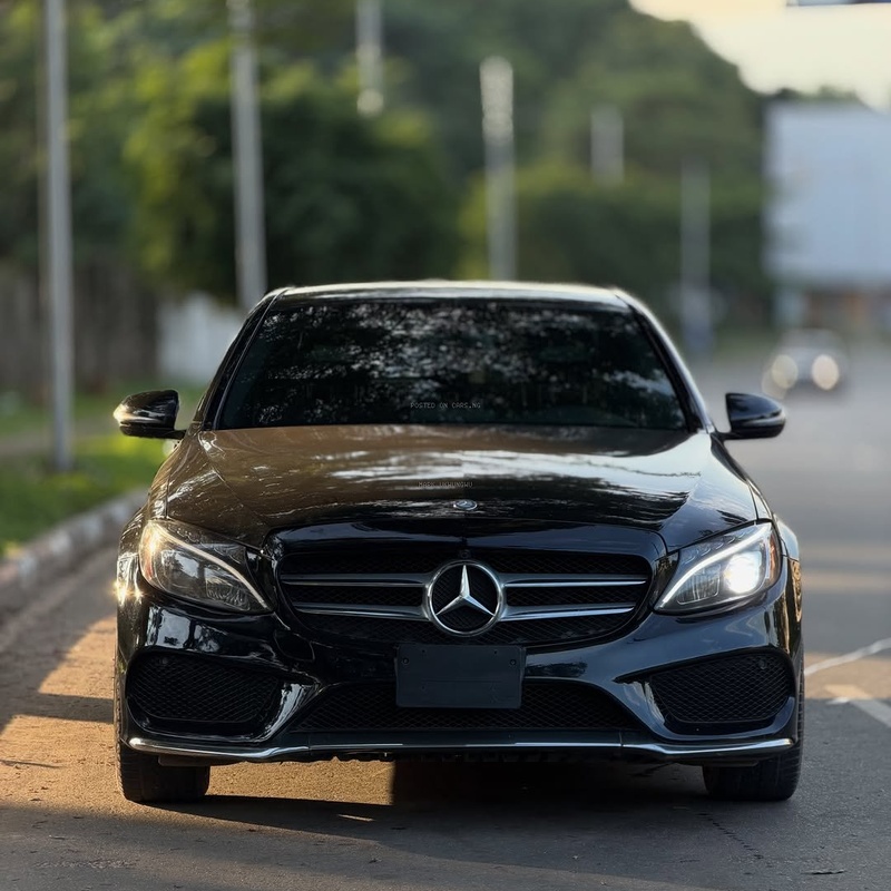 FOREIGN USED 2017 MERCEDES-BENZ C300 FOR SALE image