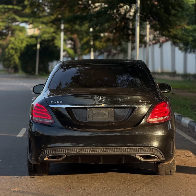 FOREIGN USED 2017 MERCEDES-BENZ C300 FOR SALE image