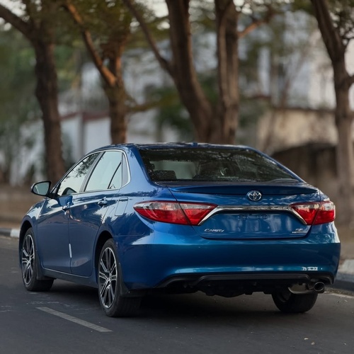 Foreign Used 2017 Toyota Camry SE for Sale In Abuja