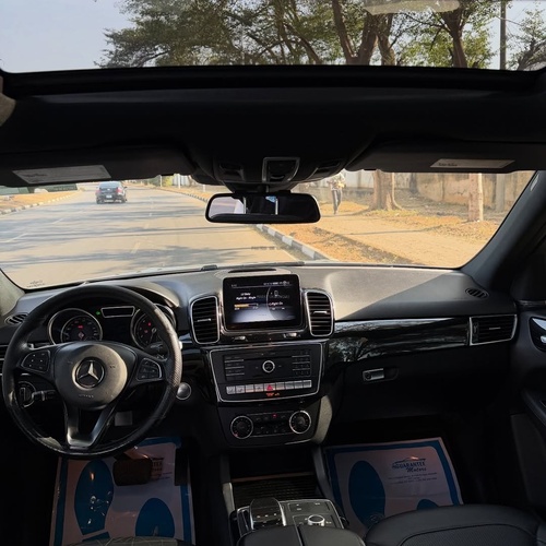 Foreign Used 2018 Mercedes Benz GLE350 for Sale In Abuja