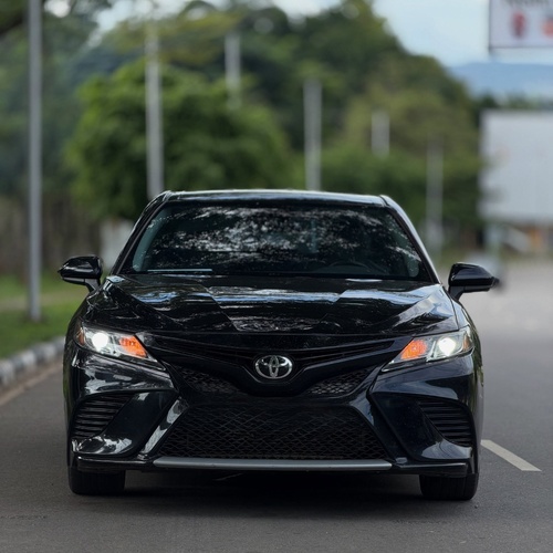 Foreign Used Toyota Camry SE 2018 in Abuja