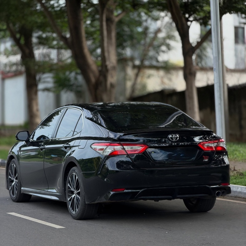 Foreign Used Toyota Camry SE 2018 in Abuja image