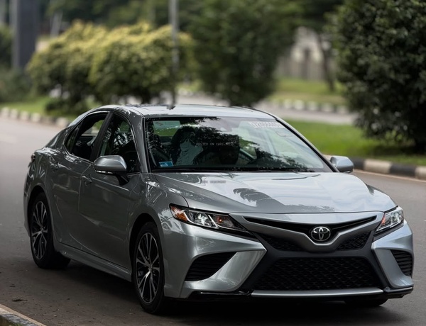 TOYOTA CAMRY SE 2019 FOR SALE 