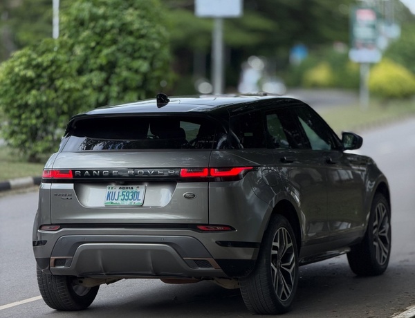 Nigerian Used Range Rover  Evoque P300 2020 - Abuja