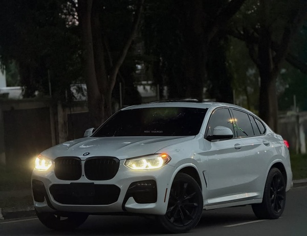 FOREIGN USED 2021 BMW X4 FOR SALE