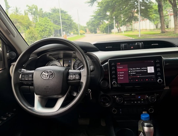 FOREIGN USED 2021 TOYOTA HILUX FOR SALE