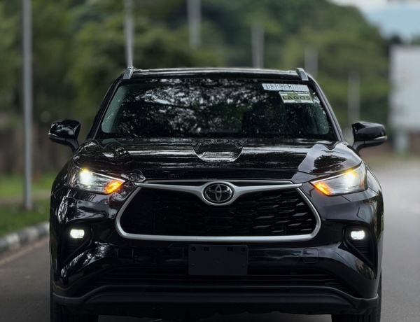 TOYOTA HIGHLANDER XLE 2022 FOR SALE