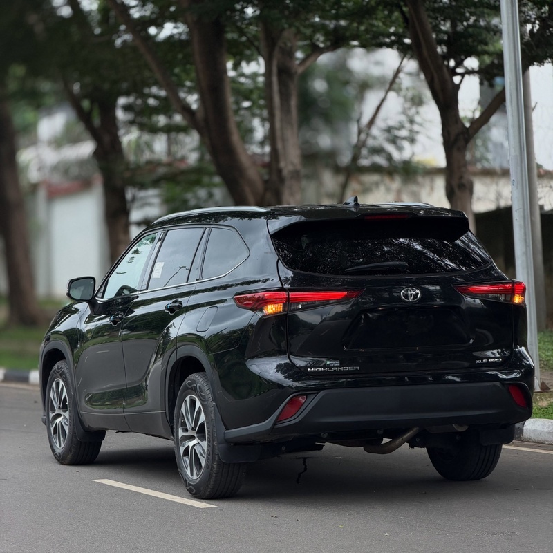 TOYOTA HIGHLANDER XLE 2022 FOR SALE image