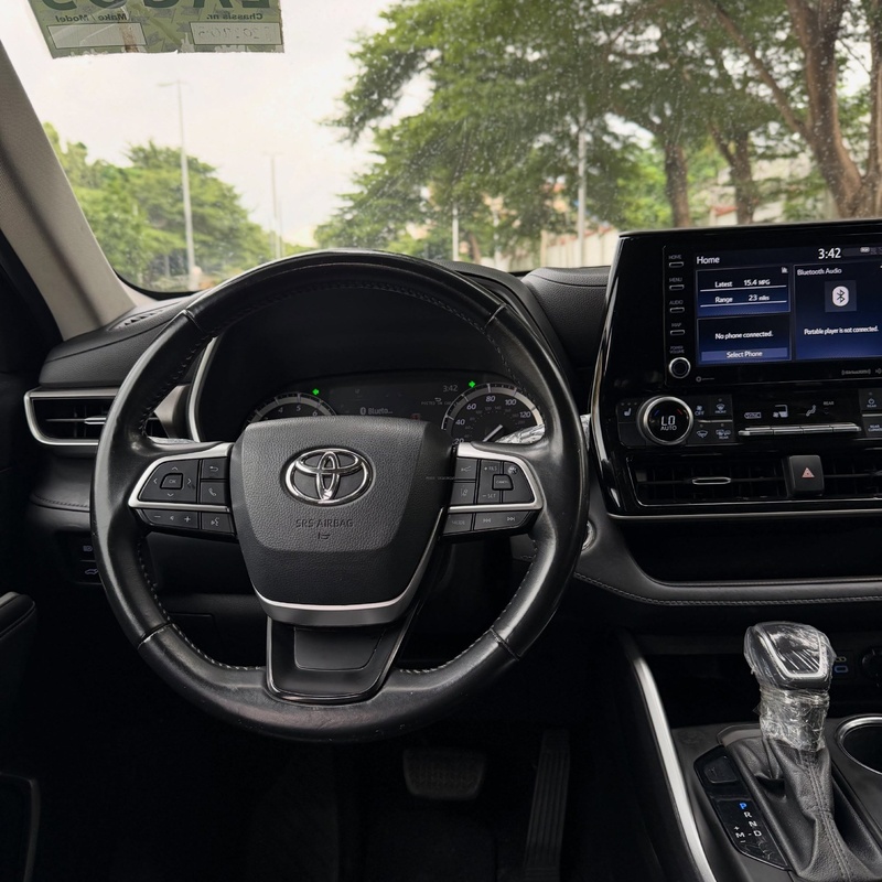 TOYOTA HIGHLANDER XLE 2022 FOR SALE image