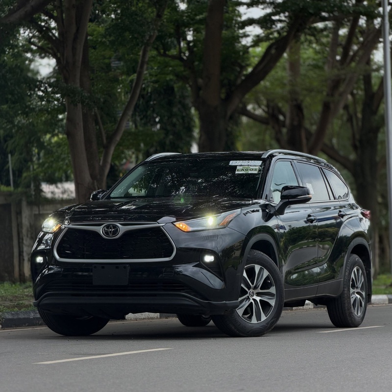 TOYOTA HIGHLANDER XLE 2022 FOR SALE image