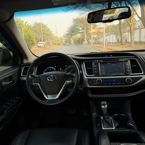 🔥 2022 Toyota Highlander – FOREIGN USED, Ready to Drive!