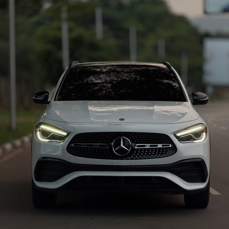 Mercedes GLA250 2023 Foreign Used – Luxury SUV for Sale image