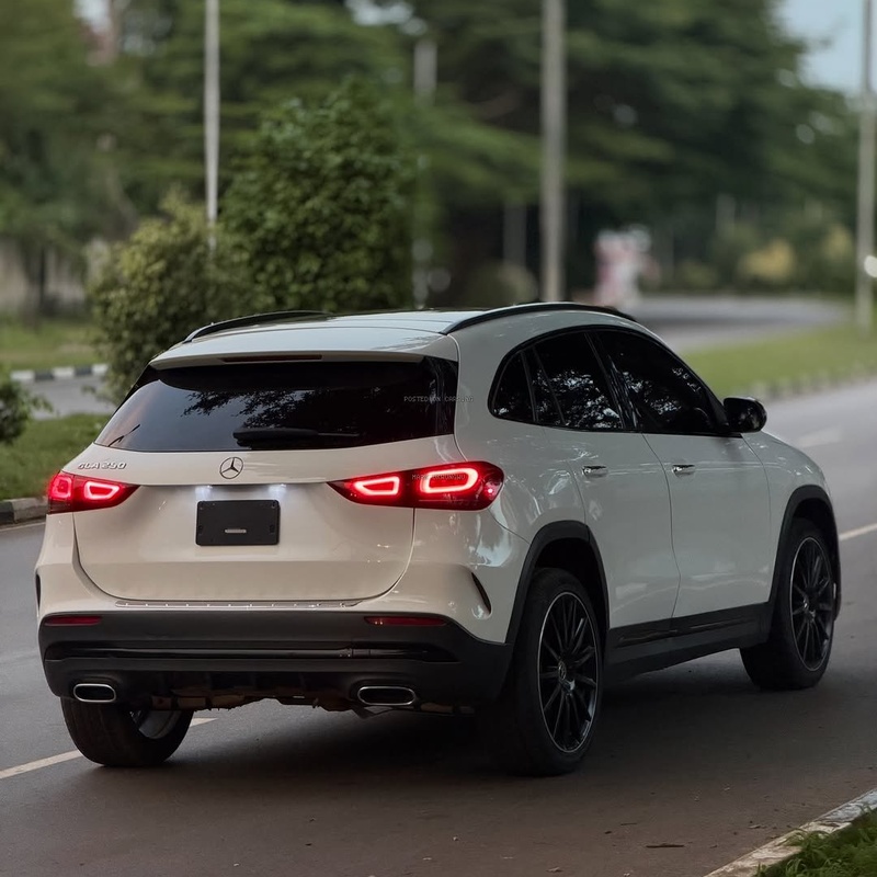 Mercedes GLA250 2023 Foreign Used – Luxury SUV for Sale image