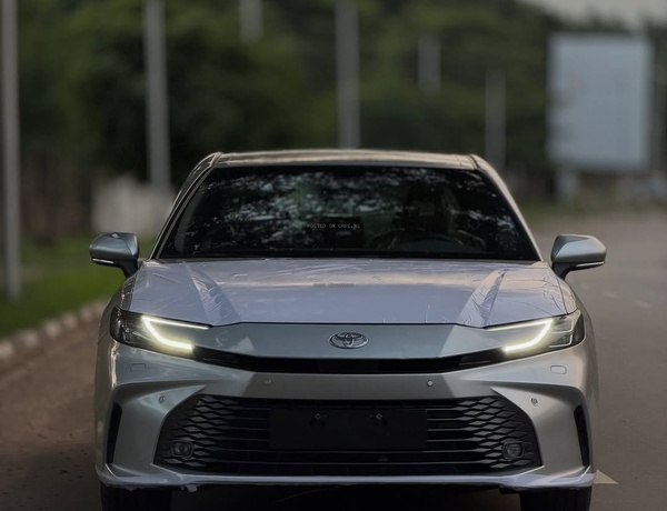 TOYOTA CAMRY 2025 FOR SALE