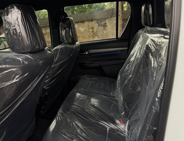 2025 Toyota Hilux SR5 Adventure – Tough, Stylish & Reliable