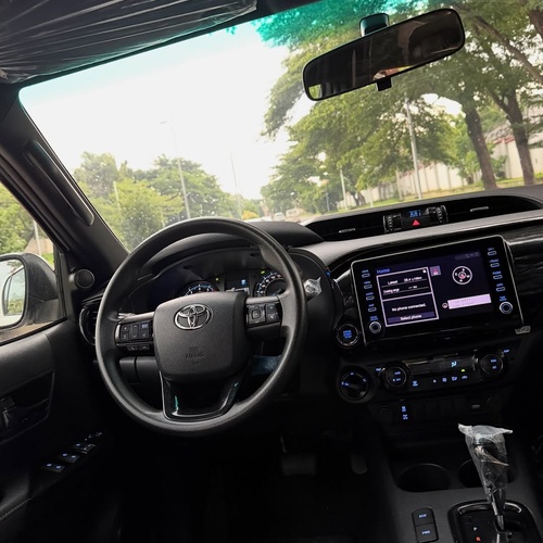 2025 Toyota Hilux SR5 Adventure – Tough, Stylish & Reliable