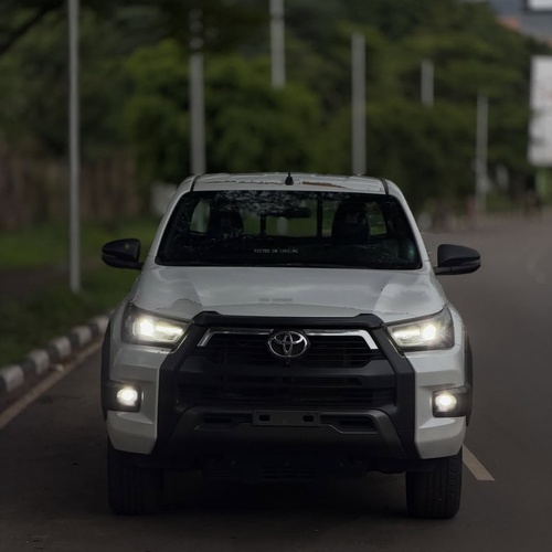 2025 Toyota Hilux SR5 Adventure – Tough, Stylish & Reliable