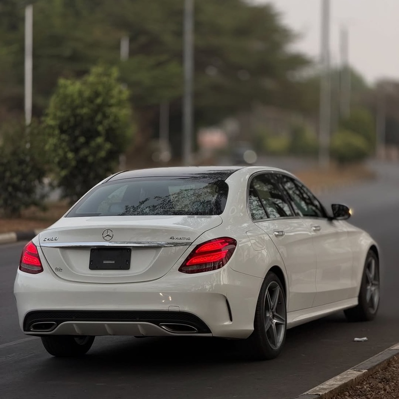 Foreign Used 2015 Mercedes-Benz C400 for Sale In Abuja image