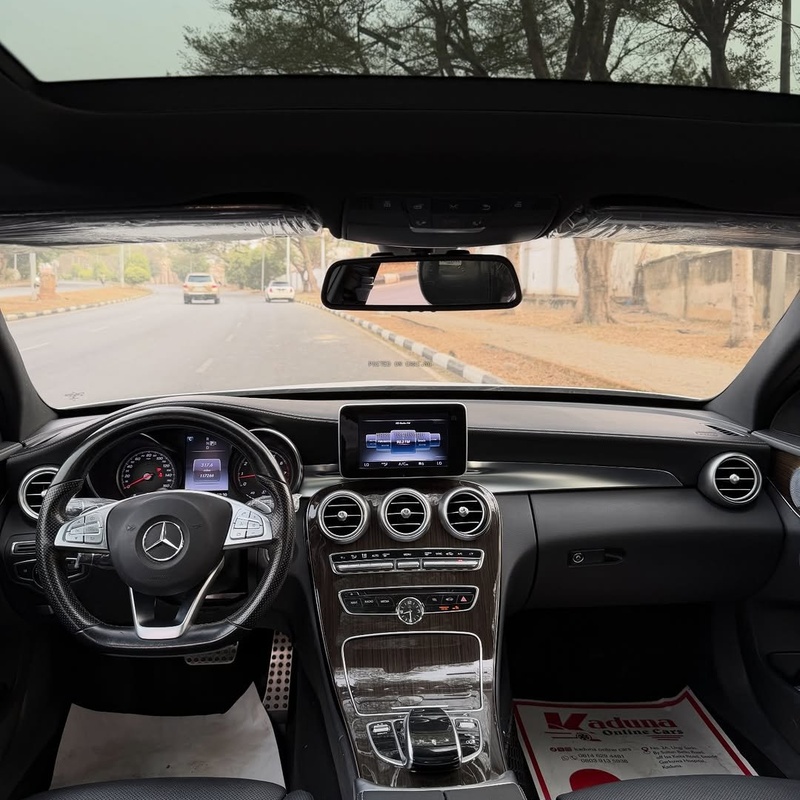 Foreign Used 2015 Mercedes-Benz C400 for Sale In Abuja image