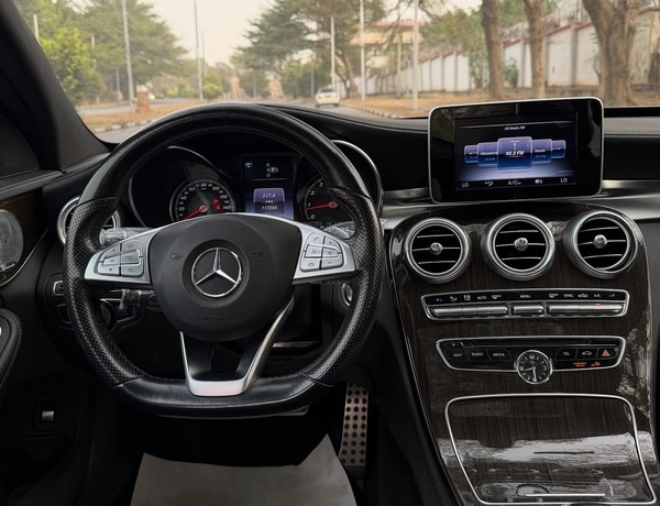 Foreign Used 2015 Mercedes-Benz C400 for Sale In Abuja
