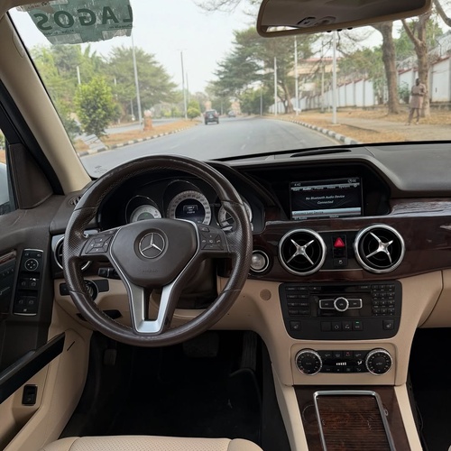 Foreign Used 2014 Mercedes-Benz GLK350 for Sale In Abuja