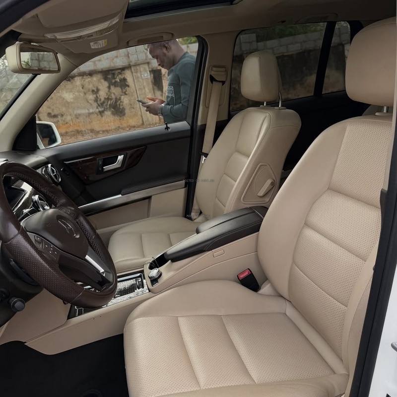 Foreign Used 2014 Mercedes-Benz GLK350 for Sale In Abuja image