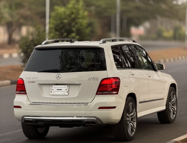 Foreign Used 2014 Mercedes-Benz GLK350 for Sale In Abuja
