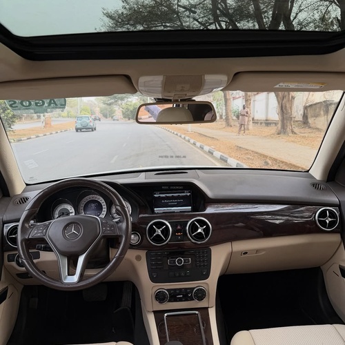 Foreign Used 2014 Mercedes-Benz GLK350 for Sale In Abuja