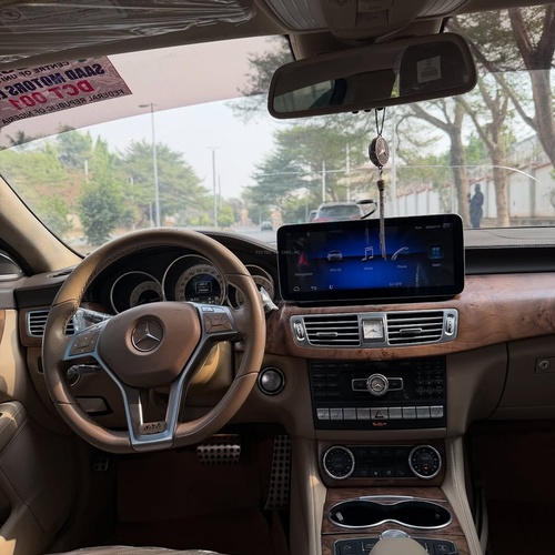 Foreign Used 2012 Mercedes Benz CLS550 for Sale In Abuja