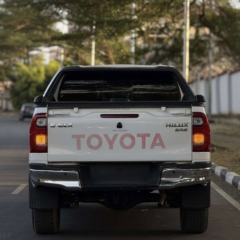 Foreign Used Toyota Hillux S-GLX SR5 2023 for Sale In Abuja image