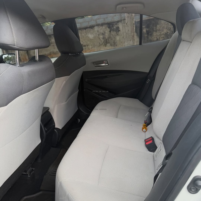 Affordable & Reliable 🚘 Toyota Corolla LE 2019 Available image