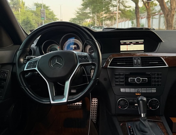 Foreign used Mercedes Benz C300 2013 model for Sale
