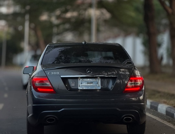 Foreign used Mercedes Benz C300 2013 model for Sale