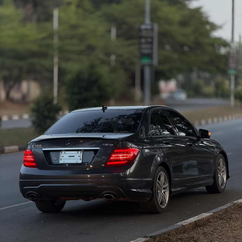 Foreign used Mercedes Benz C300 2013 model for Sale image