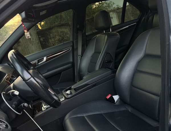 Foreign used Mercedes Benz C300 2013 model for Sale
