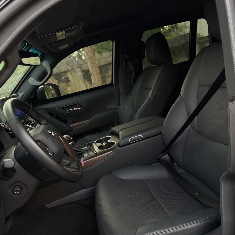 ARMORED TOYOTA LAND CRUISER BULLETPROOF 2025 FOR SALE – BRAND NEW, FULL PROTECTION image