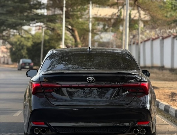 Foreign Used Toyota Avalon  2019 for Sale In Abuja