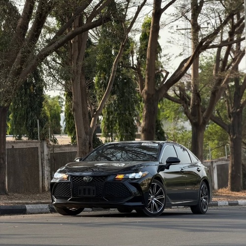 Foreign Used Toyota Avalon  2019 for Sale In Abuja