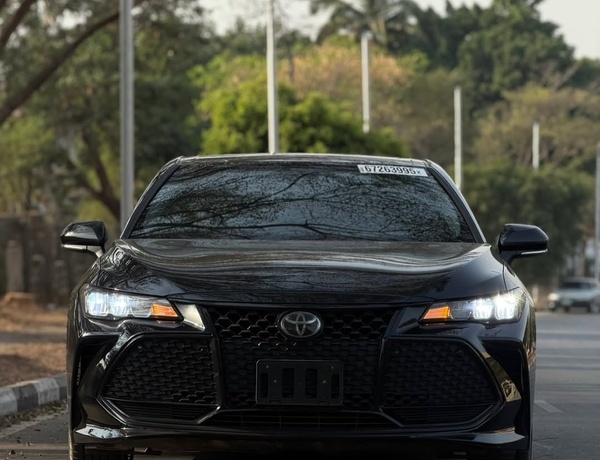 Foreign Used Toyota Avalon  2019 for Sale In Abuja