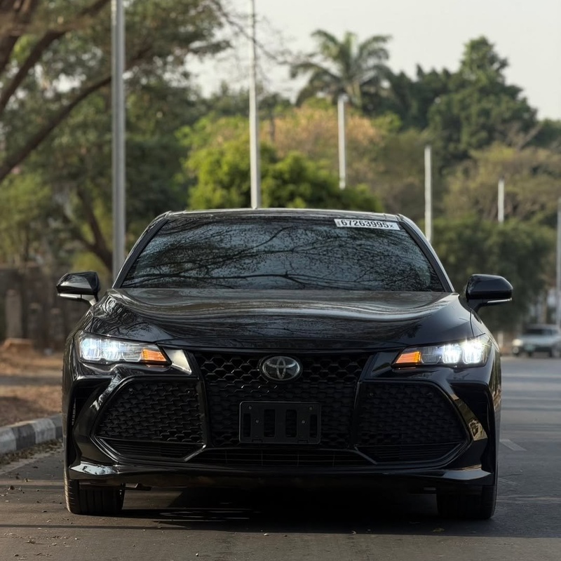 Foreign Used Toyota Avalon  2019 for Sale In Abuja image