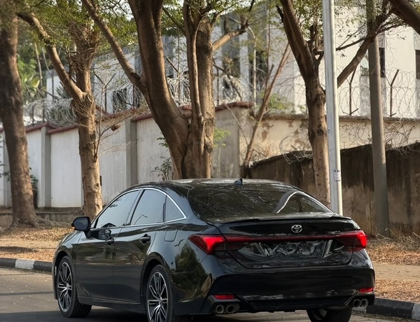 Foreign Used Toyota Avalon  2019 for Sale In Abuja