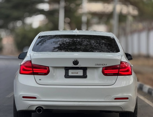 Foreign Used BMW 320i 2018 for Sale In Abuja