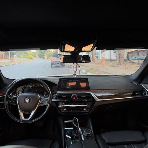  2018 BMW 530i  FOREIGN USED– Clean, Strong & Well Maintained