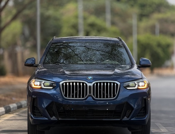 BMW X3 2023 FOREIGN USED – Luxury SUV, Like New