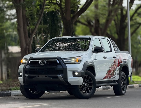 Toyota Hilux SR5 (2026) – Foreign Used In Abuja