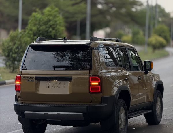 BRAND NEW TOYOTA LAND CRUISER 2025– ZERO MILEAGE, FULL OPTION