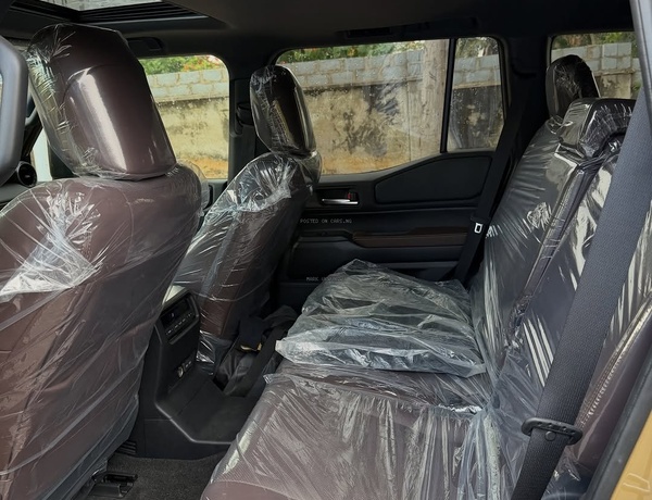 BRAND NEW TOYOTA LAND CRUISER 2025– ZERO MILEAGE, FULL OPTION